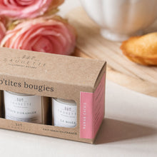 Charger l'image dans la galerie, Coffret Maman Chérie - 3 Bougies artisanales parfumées à la cire de soja naturelle - Madeleine, Fleur d'oranger, La rosée - Cadeau de fête des mères