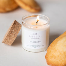 Charger l'image dans la galerie, Coffret Maman Chérie - 3 Bougies artisanales parfumées à la cire de soja naturelle - Madeleine, Fleur d'oranger, La rosée - Cadeau de fête des mères