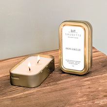 Charger l'image dans la galerie, Pain grillé - Les p'tites Saugette - 2 mèches - Bougie artisanale parfumée à la cire de soja naturelle