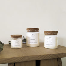Charger l'image dans la galerie, Chanvre - Bougie artisanale parfumée à la cire de soja naturelle