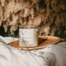 Charger l'image dans la galerie, Bougie parfumée Bois précieux 200 gr - Saugette