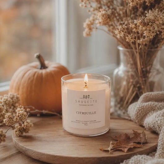 Bougie Citrouille Saugette dans une ambiance chaleureuse d’automne