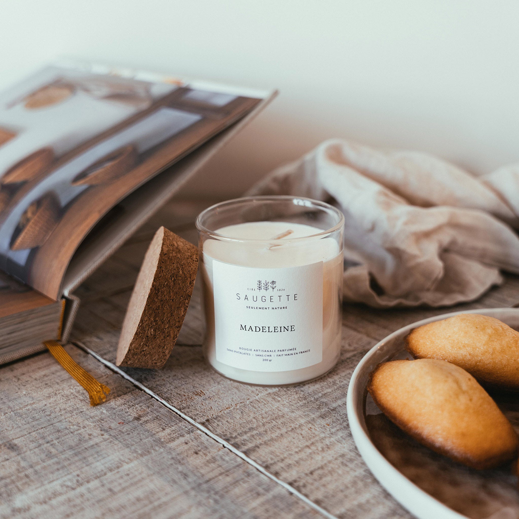 Vanille - Bougie artisanale parfumée à la cire de soja naturelle – SAUGETTE